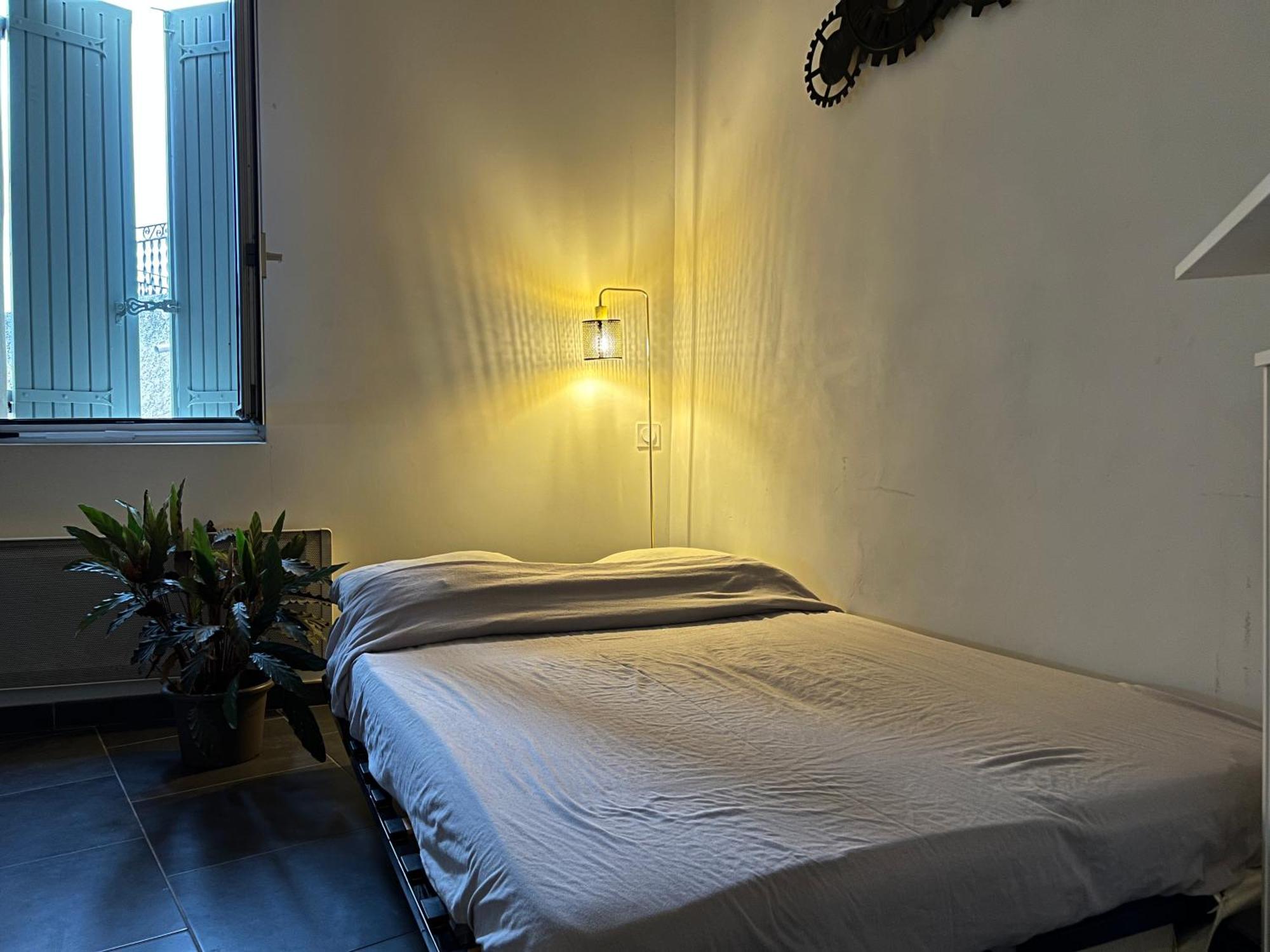 Cosy Studio Hyper Centre Avec Kitchenette & Climatisation كارْبُنْترا المظهر الخارجي الصورة
